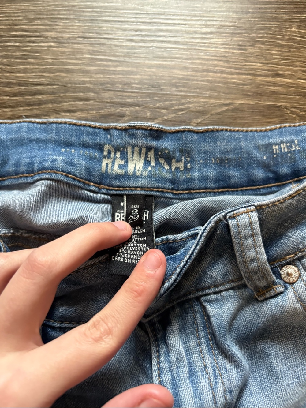 SOLD ‼️ Rewash Jeans - Picture 3 of 3